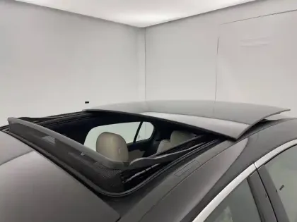 Photo 31 Mercedes Classe A  250 e 8G-DCT