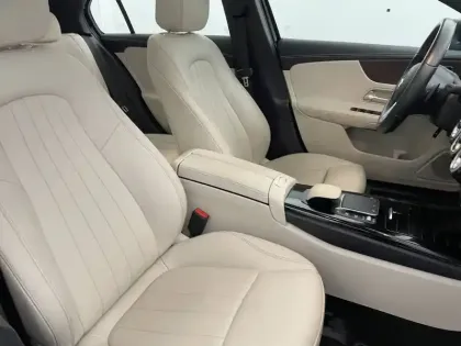 Photo 28 Mercedes Classe A  250 e 8G-DCT