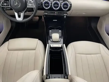 Photo 29 Mercedes Classe A  250 e 8G-DCT