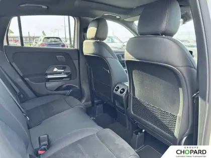 Photo 19 Mercedes GLA  200 d 8G-DCT