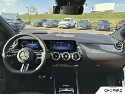 Photo 11 Mercedes GLA  200 d 8G-DCT