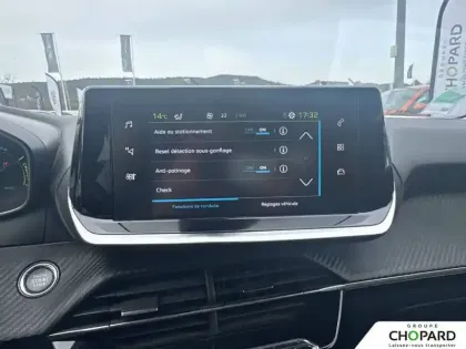 Photo 13 Peugeot 2008  Electrique 136 ch