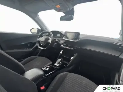 Photo 12 Peugeot 2008  Electrique 136 ch