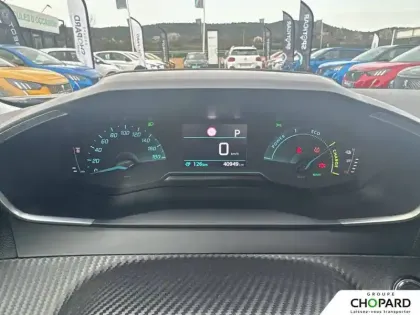 Photo 16 Peugeot 2008  Electrique 136 ch