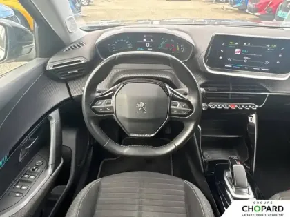 Photo 15 Peugeot 2008  Electrique 136 ch