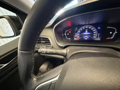 Photo 72 Renault Megane  IV Berline Blue dCi 115 EDC