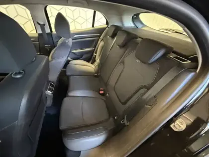 Photo 10 Renault Megane  IV Berline Blue dCi 115 EDC