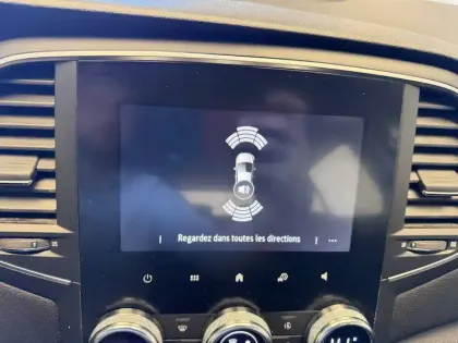 Photo 22 Renault Megane  IV Berline Blue dCi 115 EDC