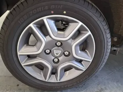 Photo 11 Dacia Spring 