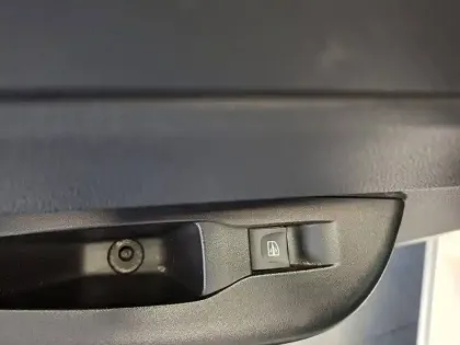 Photo 17 Dacia Spring 