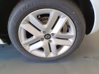 Photo 25 Renault Clio Gén. V (BJA) Ph2 Evolution 5