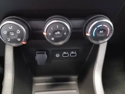 Photo 32 Renault Clio Gén. V (BJA) Ph2 Evolution 5