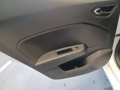 Photo 70 Renault Clio  Blue dCi 100 ch GSR2