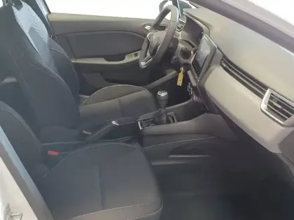 Photo 11 Renault Clio Gén. V (BJA) Ph2 Evolution 5