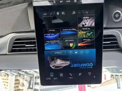 Photo 126 Renault Captur  E-Tech full hybrid 145 ch