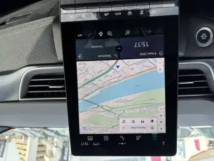 Photo 79 Renault Captur  E-Tech full hybrid 145 ch