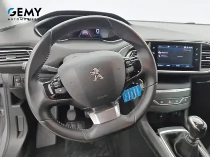 Photo 12 Peugeot 308  SW PureTech 110ch S&S BVM6