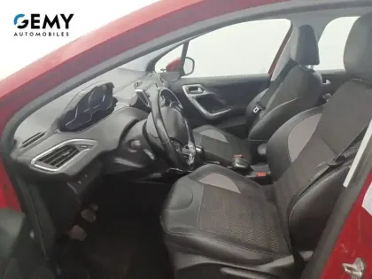 Photo 48 Peugeot 2008  1.2 PureTech 110ch S&S BVM5