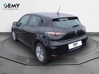 Photo 6 Renault Clio  E-Tech full hybrid 145 ch GSR2