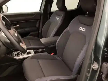 Photo 10 Dacia Duster  Hybrid 140