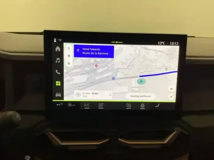 Photo 15 Dacia Duster  Hybrid 140