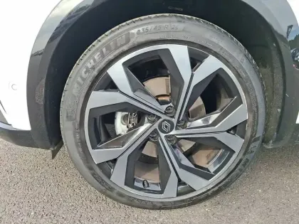 Photo 8 Renault Austral  E-Tech full hybrid 200 GSR2