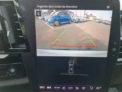 Photo 44 Renault Austral  E-Tech full hybrid 200 GSR2