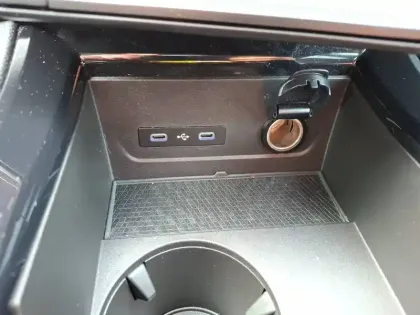 Photo 46 Renault Austral  E-Tech full hybrid 200 GSR2