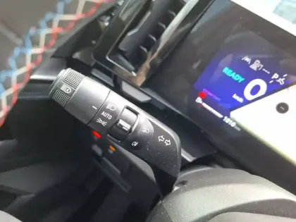 Photo 59 Renault Austral  E-Tech full hybrid 200 GSR2