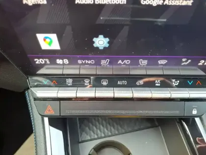 Photo 45 Renault Austral  E-Tech full hybrid 200 GSR2