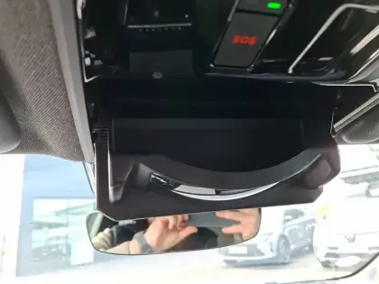 Photo 41 Renault Austral  E-Tech full hybrid 200 GSR2