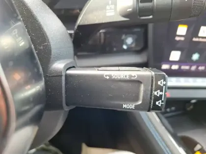 Photo 55 Renault Austral  E-Tech full hybrid 200 GSR2