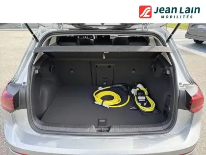Photo 9 Volkswagen Golf  1.5 eHybrid 204 DSG6