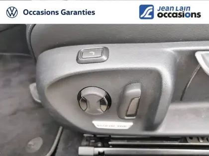 Photo 41 Volkswagen Passat  1.5 eTSI OPF 150 DSG7