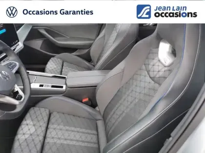 Photo 28 Volkswagen Passat  1.5 eTSI OPF 150 DSG7