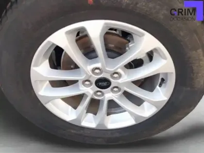 Photo 14 Ford Kuga  2.5 Duratec 180 ch FlexiFuel FHEV E85 Powershift