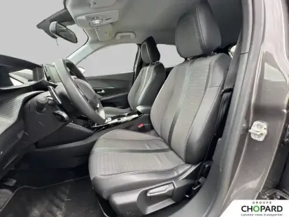 Photo 10 Peugeot 2008  PureTech 130 S&S EAT8