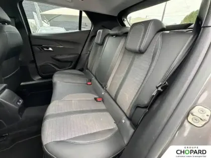 Photo 35 Peugeot 2008  PureTech 130 S&S EAT8