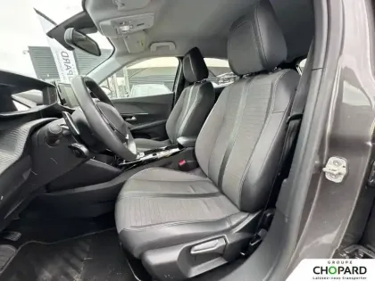 Photo 32 Peugeot 2008  PureTech 130 S&S EAT8