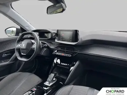 Photo 12 Peugeot 2008  PureTech 130 S&S EAT8