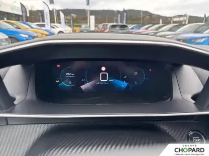 Photo 16 Peugeot 2008  PureTech 130 S&S EAT8