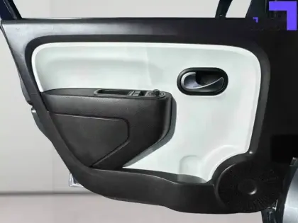 Photo 22 Renault Twingo  III 0.9 TCe 90 Energy E6C