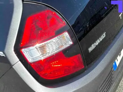 Photo 18 Renault Twingo  III 0.9 TCe 90 Energy E6C