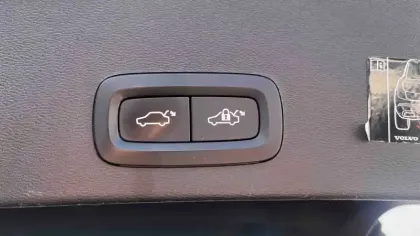 Photo 22 Volvo Xc40  T2 129 ch Geartronic 8