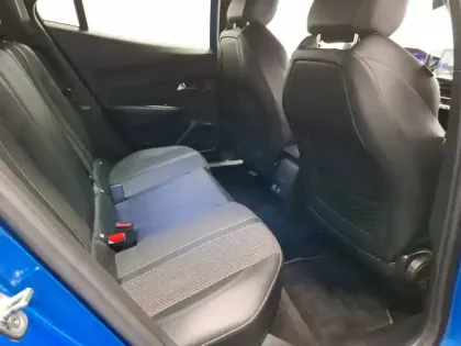 Photo 34 Peugeot 2008  PureTech 130 S&S EAT8