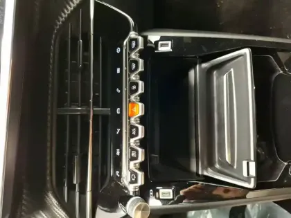 Photo 28 Peugeot 2008  PureTech 130 S&S EAT8