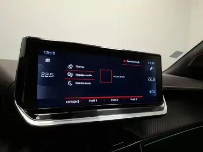 Photo 26 Peugeot 2008  PureTech 130 S&S EAT8