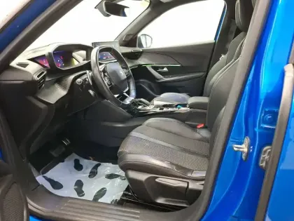 Photo 11 Peugeot 2008  PureTech 130 S&S EAT8