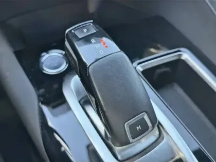 Photo 13 Peugeot 3008  1.6 THP 165ch S&S EAT6