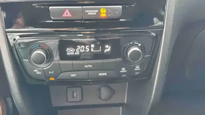 Photo 11 Suzuki Vitara Gén. II Ph2 Privilège 5